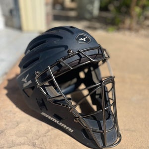Mizuno Samurai Catcher's Mask (Used)