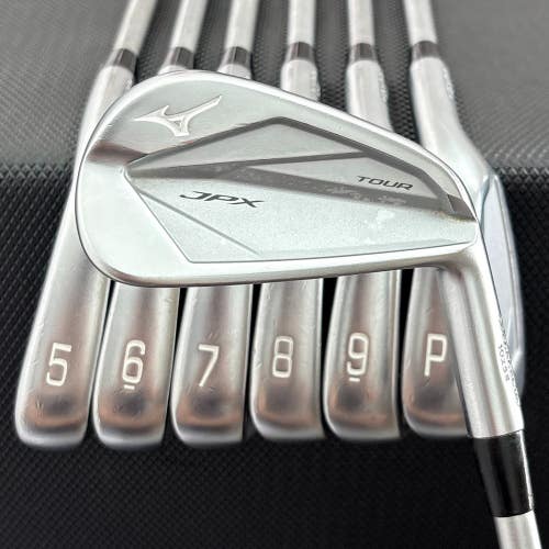 MIZUNO JPX 923 TOUR IRON SET 4-P +1/2"