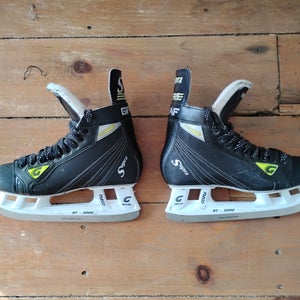Black Graf Supra 535 Hockey Skates Regular Width 8 (Used)