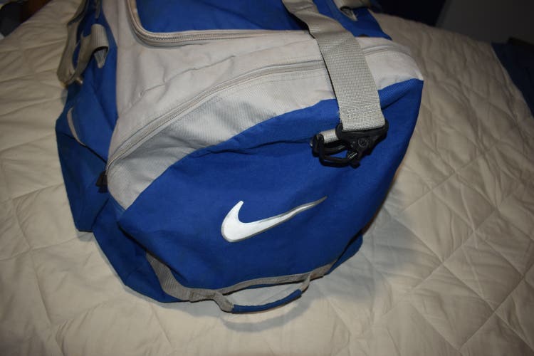 Nike Rolling Hockey/Sports Gear Bag - Large enough for everything!