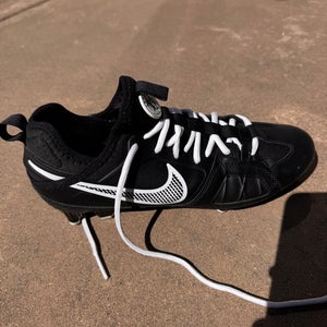 Black Unisex Size M 9.5 (W 10.5) Nike Huarache 9 Varsity Lax Low Top Molded Cleats (Used)