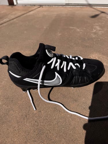 Black Unisex Size M 9.5 (W 10.5) Nike Huarache 9 Varsity Lax Low Top Molded Cleats (Used)