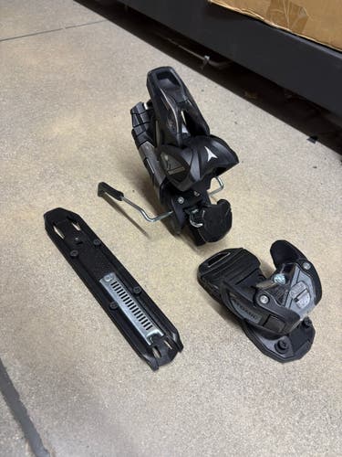 New Atomic Warden 11 MN Ski Bindings 115mm Brake Black Gold DIN 3-11