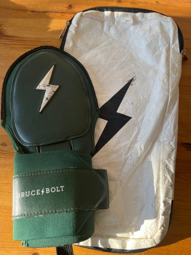 Green Senior Sliding Mitt (Used)