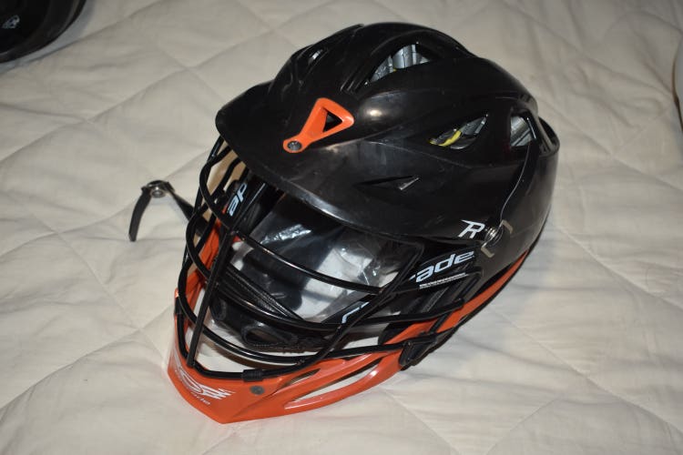 Cascade R Lacrosse Players Helmet w/Adjustable SPR Fit, Black/Orange - Top Condition!