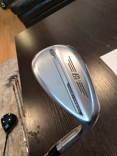 RIGHT HAND TITLEIST VOKEY SM10 TOUR CHROME 56-08M SAND WEDGE STEEL WEDGE FLEX
