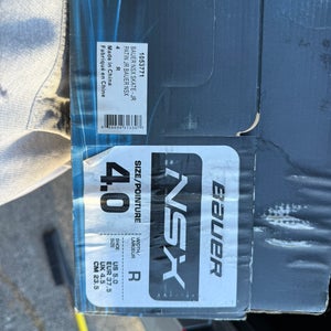 2018 Bauer NSX Hockey Skates Regular Width Size 4 (Used)