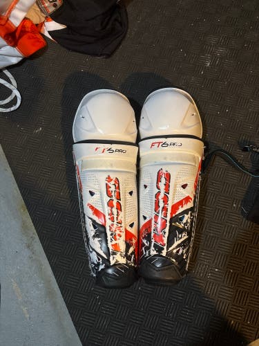 Senior CCM JetSpeed FT6 Pro 13" Shin Pads (Used)