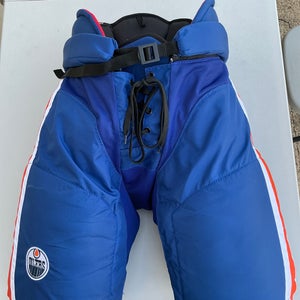 Oilers Senior Large CCM HP45 Hockey Pants Pro Stock (Used) 3858