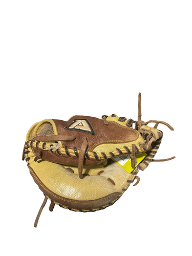 Used Akadema PRODIGY SERIES BB/SB Catchers RH Throw Brown 32" 11834-S000047238