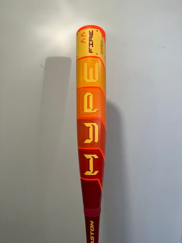 2025 Easton Hype Fire Composite USSSA Certified Bat 31'' (-10) 21 oz  (Used)