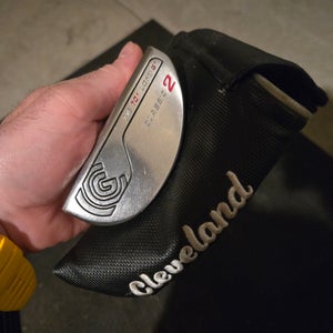 Cleveland 2008 Classic 2 Right Handed Putter 34" (Used)