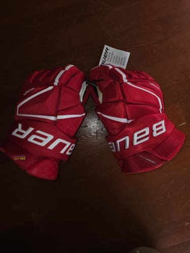 Bauer Vapor Hyperlite Gloves 14" (Used)