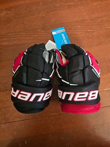 Bauer Supreme Ultrasonic Gloves 12" (Used)