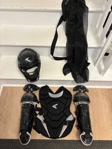 Black Easton Black Magic 2.0 Catcher's Set (Used)