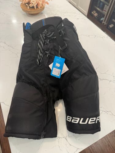 Men's Intermediate Large Bauer HP Perf Hockey Pants (New)