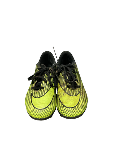 Used Nike Soccer Cleats Green Junior 02.5 11834-S000047023