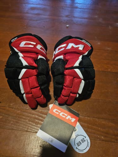 CCM JetSpeed FT6 Pro Gloves 11" (New)