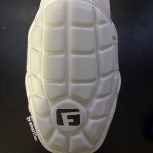 G Form Small/medium whit elbow guard (new without packaging)