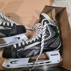 Black/White Reebok 18K Pump Hockey Skates Regular Width 12 (New)