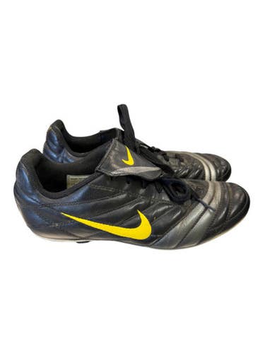 Used Nike 316223-071 Soccer Cleats Black Junior 05.5 11862-S000093010
