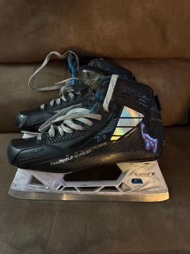 2021 True TF9 Hockey Goalie Skates Regular Width 9.5 (Used)