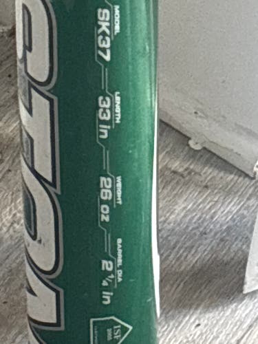 Easton Cyclone Bat 26 oz 33" (New)