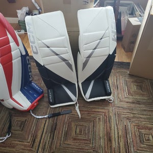 33" 2022 CCM Extreme Flex E6.9 Goalie Leg Pads (Used)