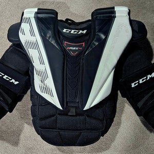 INT Medium CCM EFlex 5.9 Goalie Chest Protector (Used)