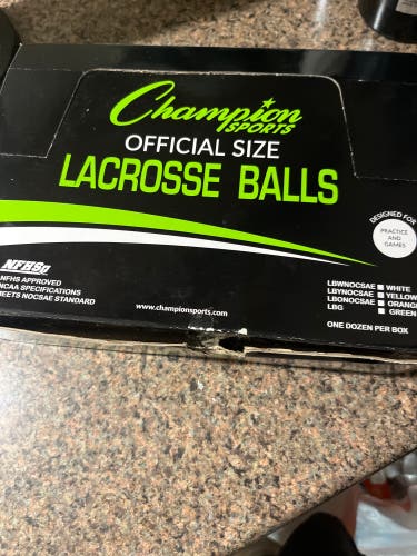 Lot of 12 New lacrosse balls, ships same day!