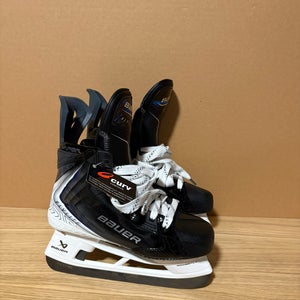 Brand New Bauer Flylite 7 Fit 2 with blades *Send Offers*