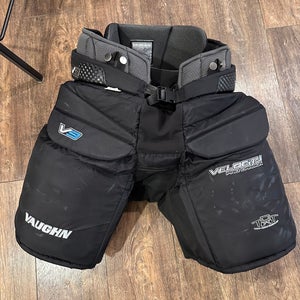 Vaughn Velocity V9 Pro Hockey Goalie Pants (Used)