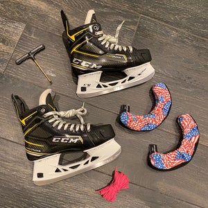 Black CCM VECTOR Super Tacks (SMU) Hockey Skates Regular Width Size 6.5 (Used - LIKE NEW!!))