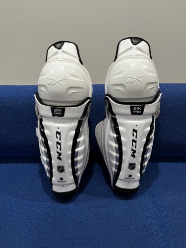 Senior CCM 21K 15" Shin Pads Pro Stock