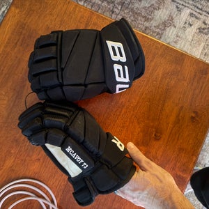 Mcavoy Boston bruins Bauer Vapor Hyperlite Gloves 13" Pro Stock (New)