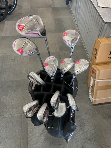 Used Cobra FLY-Z XL Womens Package Set RH Pink 13 Piece 11614-S000231655