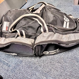 No Errors E2 Catcher’s Bag Black