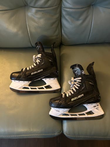 Bauer Supreme Mach Hockey Skates, Senior size 8 Fit 2 (Excellent condition)