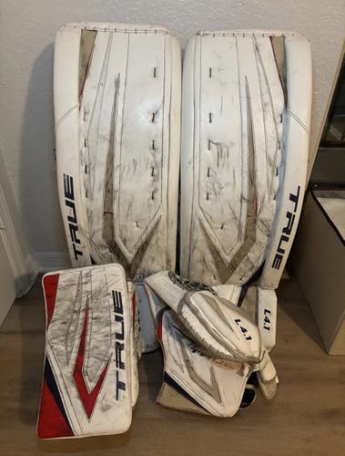 Ilya Samsonov Capitals Pro Return 34"/35” True L4.1 Regular Goalie Full Set
