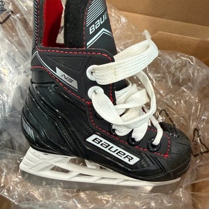 Bauer Hockey Skates 6 (Used)