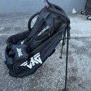 PXG Black White Stand Golf Bag, Four Season Golf & Sports Club 4 way Divider EXC