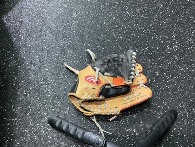 Rawlings (Used) Brown Right Hand Throw 10" Baseball Glove