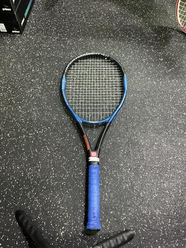 Wilson (Used) Adult 4 1/4" Tennis Racquet