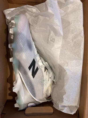 White Men's Size M 11.0 (W 12.0) Adult New Balance Freeze 4.0 High Top (New)
