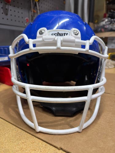 USED SCHUTT VENGEANCE PRO LTD ADULT FOOTBALL HELMET - LARGE - ROYAL BLUE