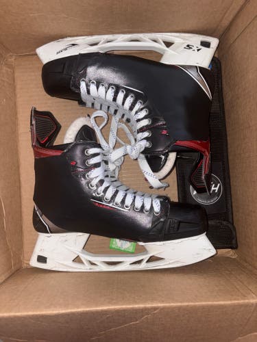 Used CCM JetSpeed FT2 Hockey Skates Regular Width Pro Stock 11.5