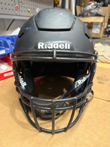 USED RIDDELL FLEX ADULT HELMET - LARGE - FLAT BLACK
