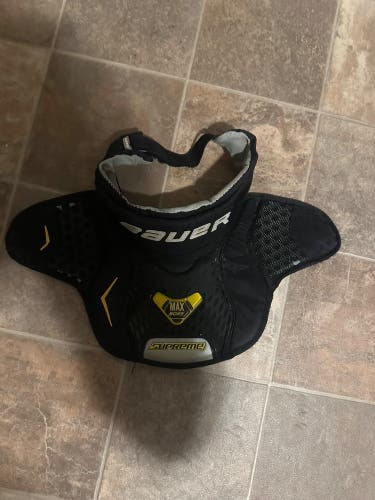 Bauer Pro goalie neck protector (Used)