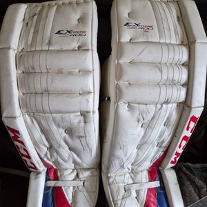 33" CCM Extreme Flex 400 Goalie Leg Pads (Used)