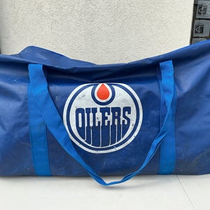 Edmonton Oilers Player Equipment Hockey Bag (Used) 65823